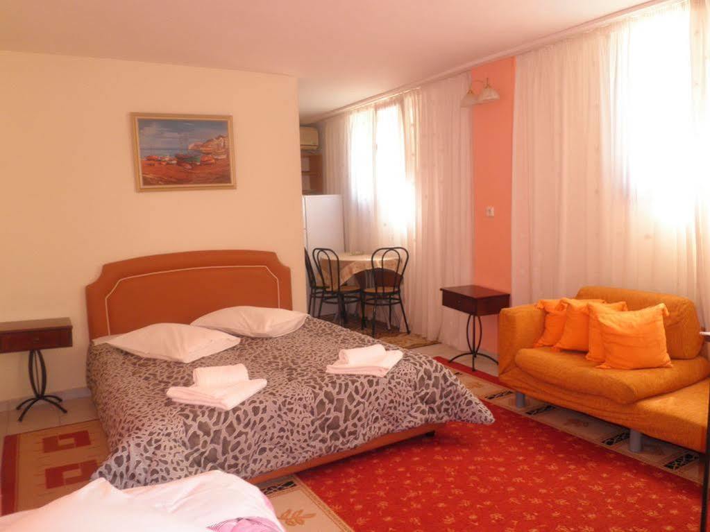 Bonne Nuit Pension Anabolu Dış mekan fotoğraf